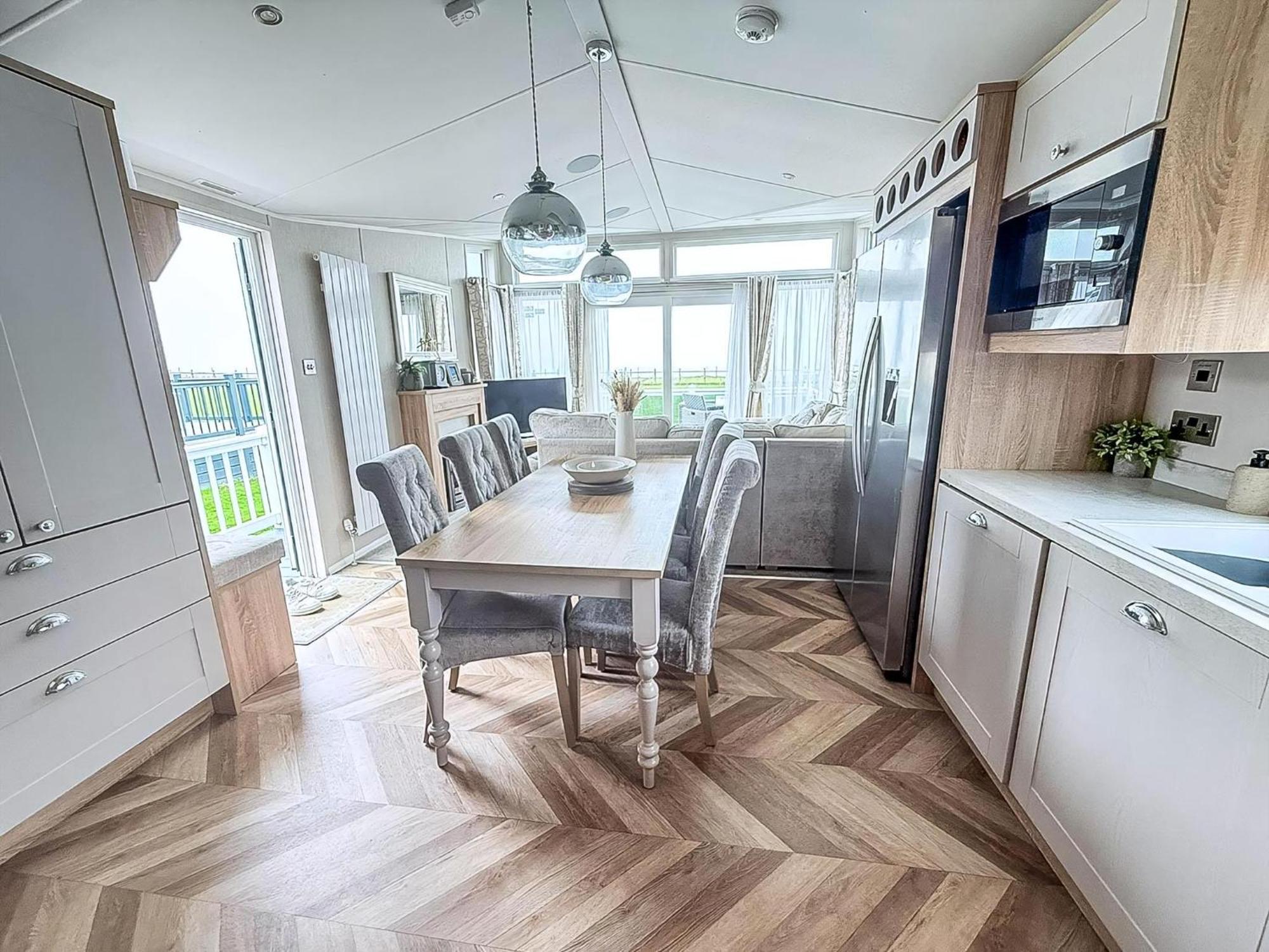Beautiful Lodge With Full Sea Views At Broadland Sands In Suffolk Ref 20235Bs Hopton on Sea Ngoại thất bức ảnh