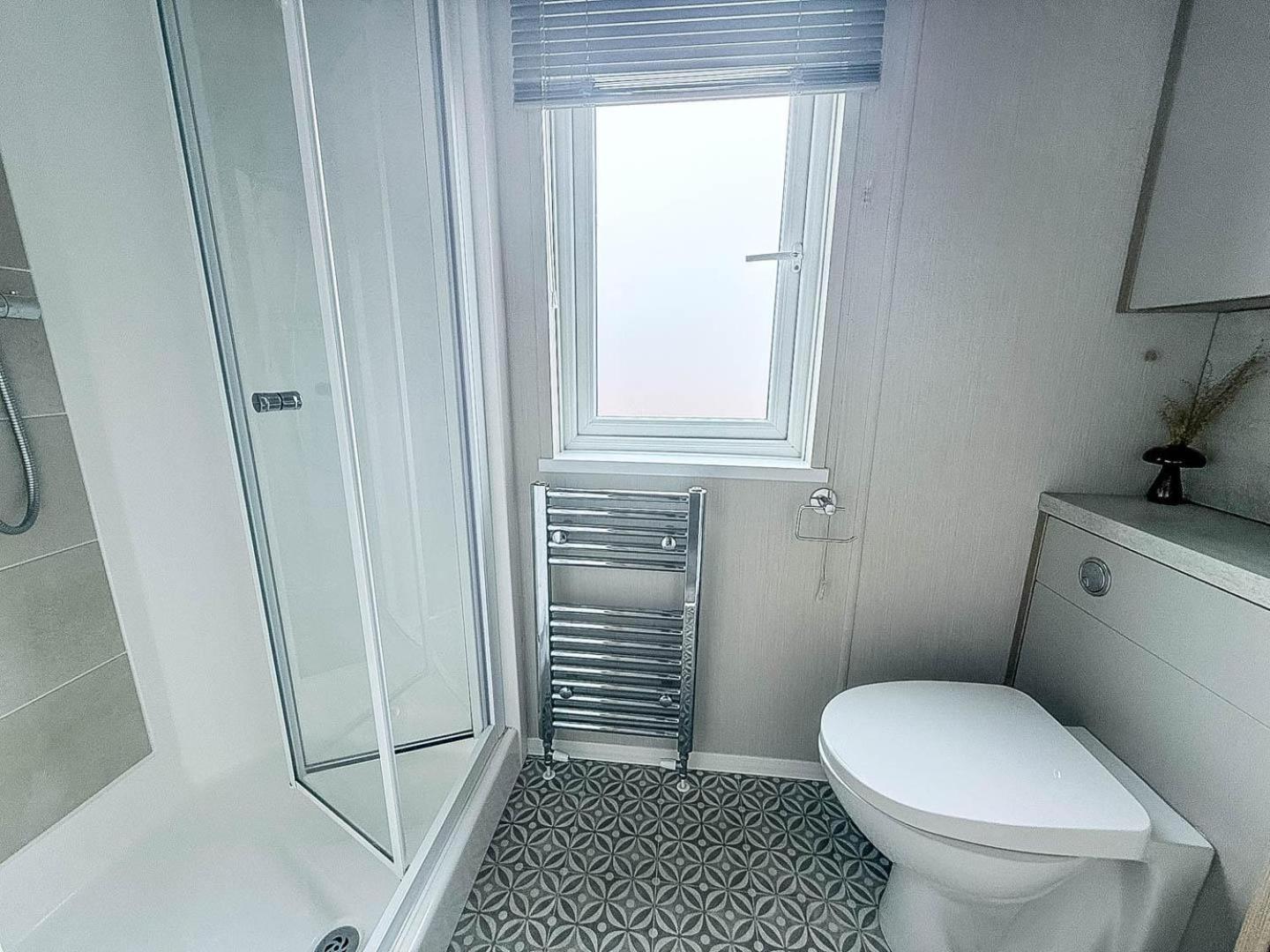 Beautiful Lodge With Full Sea Views At Broadland Sands In Suffolk Ref 20235Bs Hopton on Sea Ngoại thất bức ảnh
