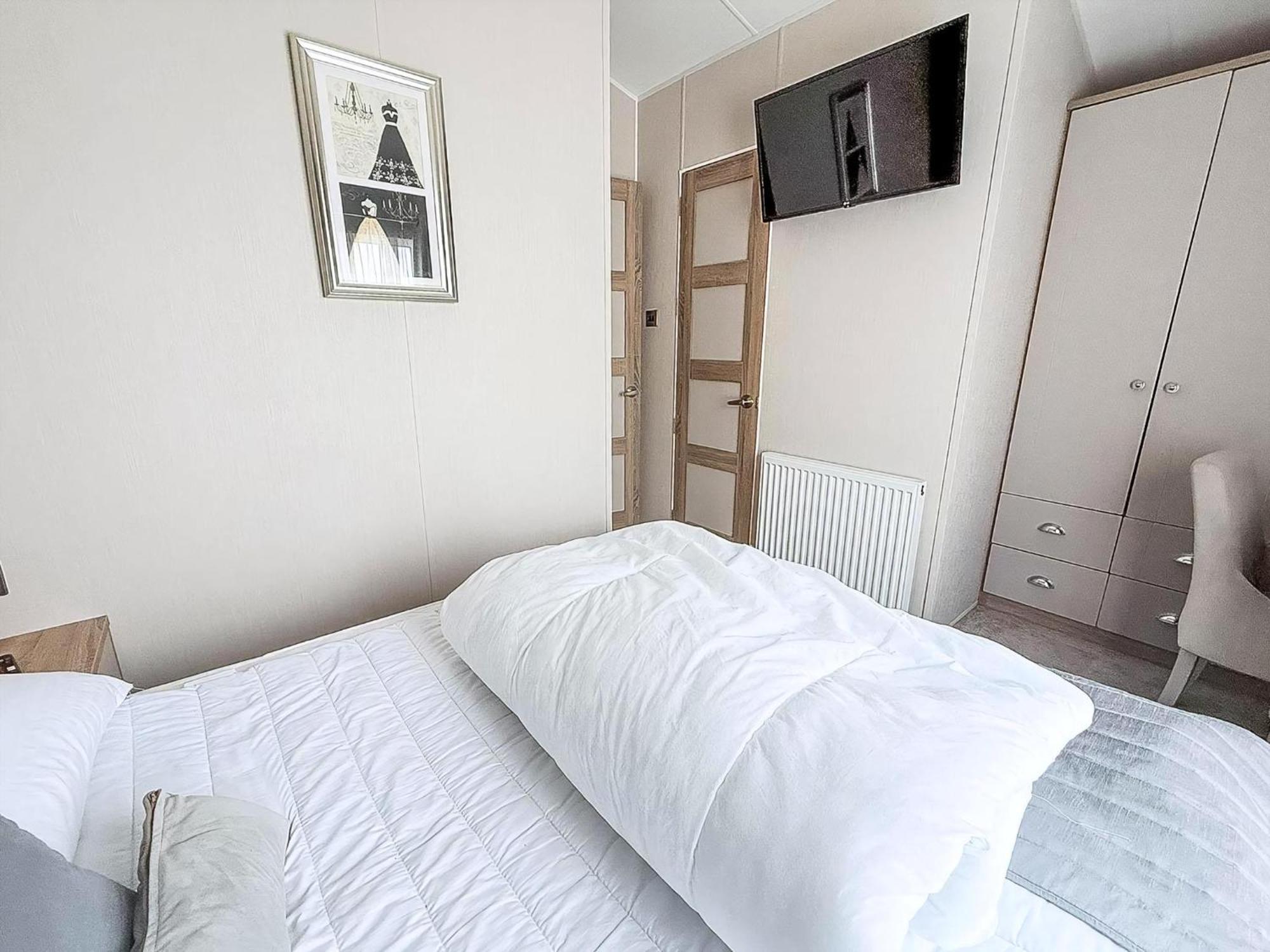Beautiful Lodge With Full Sea Views At Broadland Sands In Suffolk Ref 20235Bs Hopton on Sea Ngoại thất bức ảnh